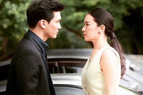 Gặp ngay chồng và nhân tình đang đi xem phim, định lao vào đánh ghen nhưng tôi quyết định làm một việc 'nhẹ như lông hồng'