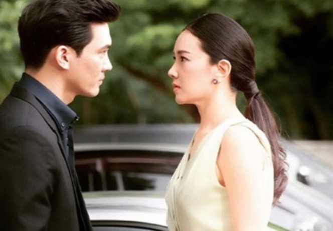 Đi với bạn thân, chồng tôi về với một bên má bầm tím, biết nguyên nhân mà tôi cay đắng