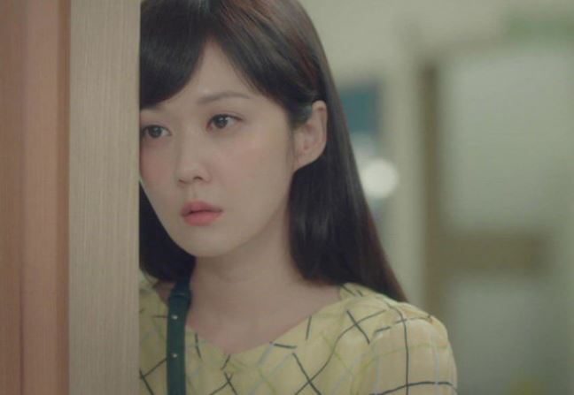 Ly hôn chồng rồi bỏ quê lên thành phố sinh sống, ngày trở về, tôi bủn rủn tay chân khi thấy cảnh tượng bên trong