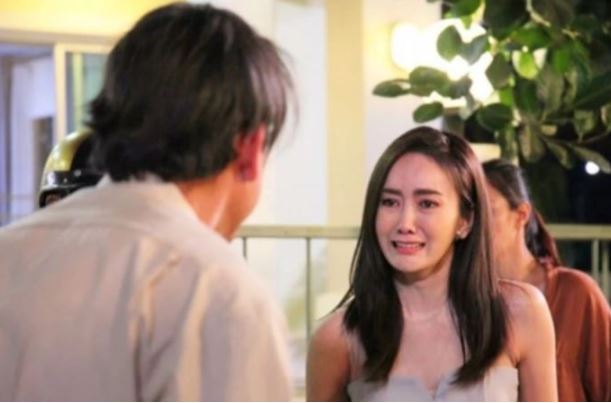 Sếp chuyển 200 triệu sau khi có thai, gái trẻ tưởng được mồi ngon nhưng lại 'ngồi trên đống lửa' nghe anh thú nhận điều chấn động