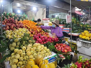 Sức mua thực phẩm ngày Rằm tháng Bảy tăng đến 20%