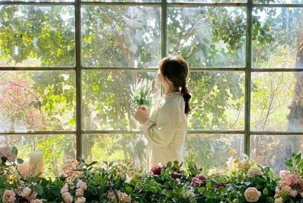 Khó chịu vì thấy mẹ trồng bắp cải quanh nhà, nhưng rồi tôi bật khóc khi biết lý do