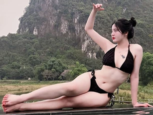 Nét gợi cảm khó cưỡng của hot girl Nam Định