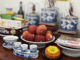 Ngày Rằm đặt ba chén nước trên ban thờ sao cho hút tài lộc?