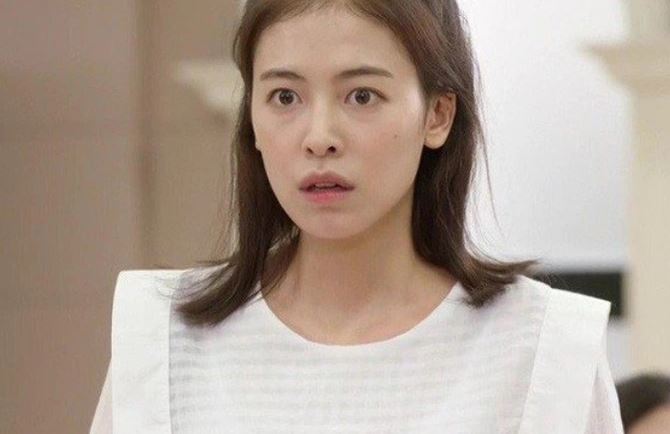 Khi biết danh tính chồng sắp cưới của chị hàng xóm, tôi như bị hóa đá vì bất ngờ