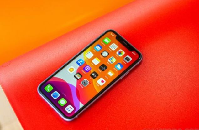 Đây là chiếc iPhone mới rẻ nhất Việt Nam, đại lý bán ra như xả kho, vẫn ngon như iPhone 15