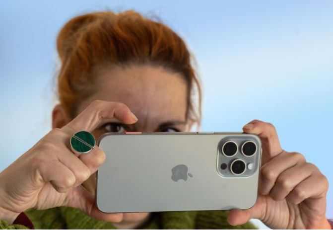 Nút bấm mới trên iPhone 16 có gì 'hot' mà khiến cộng đồng mạng sốt điên đảo