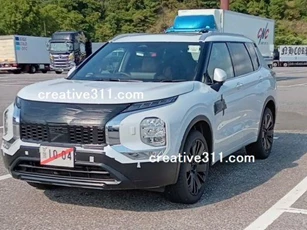 Mitsubishi Outlander 2025 lộ diện trên đường phố trước ngày ra mắt