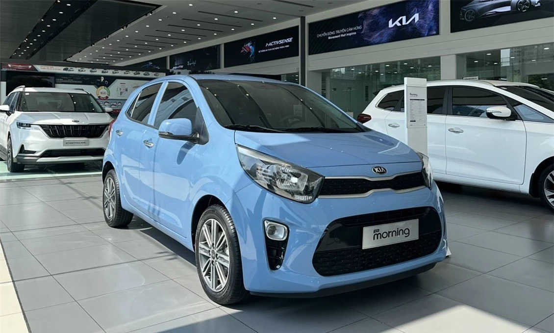 Giá lăn bánh Kia Morning giữa tháng 8/2024 rẻ vô đối, ‘lật đổ’ sự thống trị của Hyundai Grand i10 ảnh 1