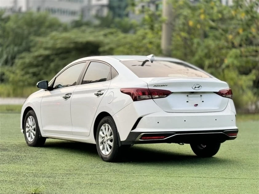 Hyundai Accent 2022 lăn bánh 2 năm rao bán với giá bao nhiêu? 514285