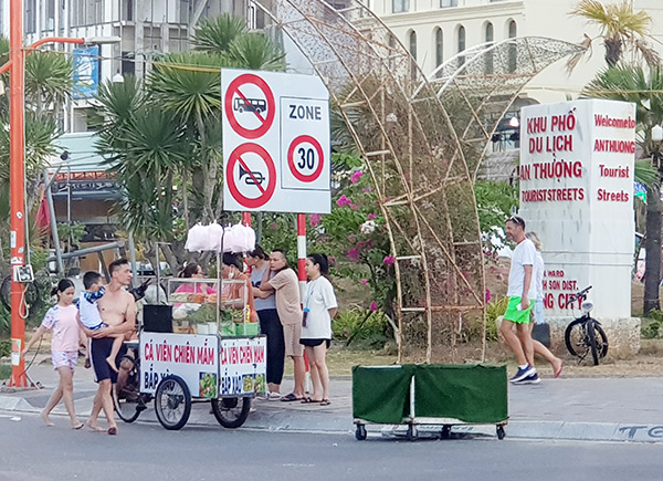 Đà Nẵng: Chủ tịch quận, huyện chịu trách nhiệm nếu tái diễn vấn nạn chèo kéo du khách
