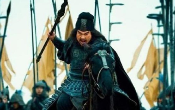 Rõ ràng là bụng to thì không thể đánh nhau, tại sao các vị tướng thời xưa 'bụng bia' chứ không phải sáu múi?