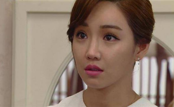 Nghi chồng có quỹ đen để nuôi nhân tình bên ngoài, tôi cũng lập tiền riêng để phòng thân, nhưng sau đó lại là người hối hận tột cùng