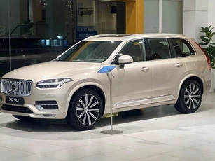 Volvo XC90 Ultimate 2024 giảm giá gần 500 triệu đồng tại Việt Nam