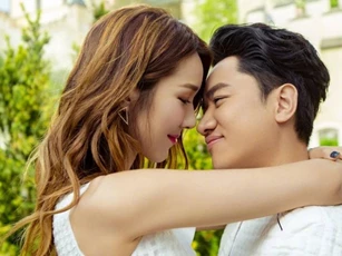 Hoa hậu cưới 'chú lùn' kém sắc với hôn lễ 6 tỷ, từng khổ sở vì 'hợp đồng cấm yêu'