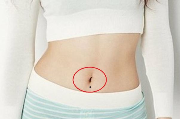 Phụ nữ sở hữu nốt ruồi nằm ở 3 ‘chỗ kín’ này mang mệnh vương giả, độc thân là công chúa, lấy chồng là bà hoàng