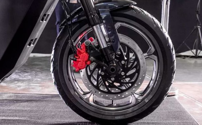 Quên Honda Wave Alpha đi, ‘xe máy quốc dân’ mới ra mắt giá từ 21 triệu đồng, có phanh ABS và màn LCD