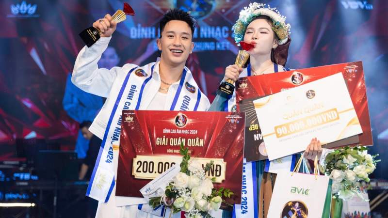 Hai thí sinh giành Quán quân Đỉnh cao âm nhạc 2024