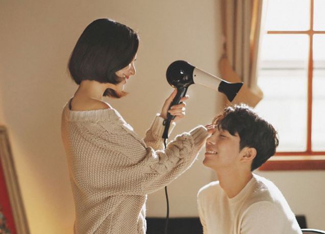 Muốn biết đàn ông chung thủy hay trăng hoa, phụ nữ khôn ngoan chỉ cần nhìn vào 4 điểm này trên cơ thể chàng là đủ