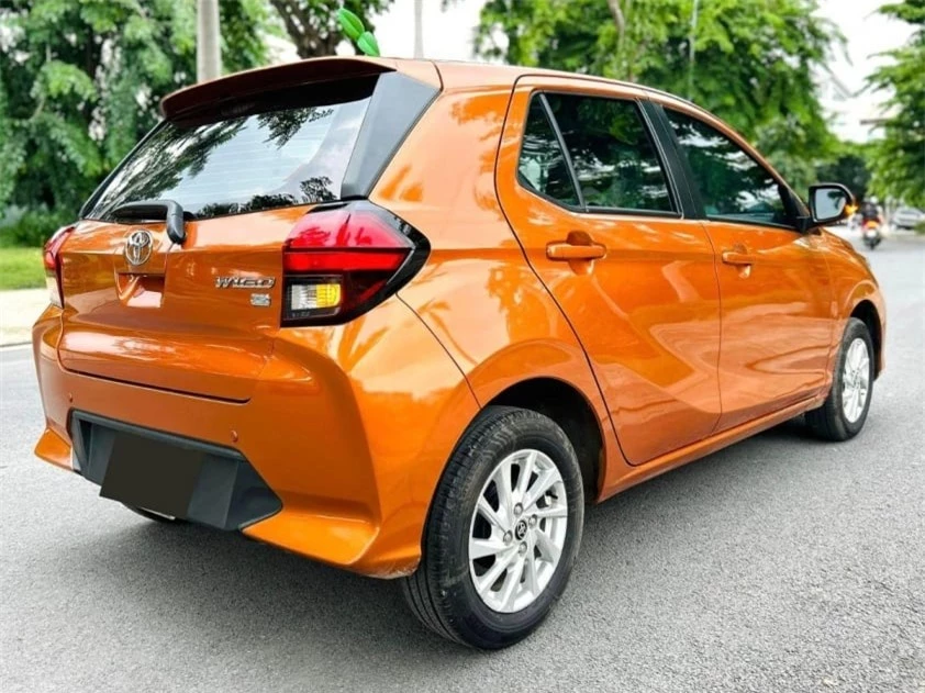 Ngỡ ngàng giá bán của Toyota Wigo 2023 lăn bánh 1 năm tại Việt Nam 515591