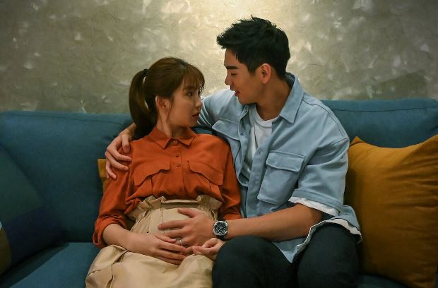 Để vợ bầu phải thức đêm làm việc, lúc giặt quần cho cô ấy phát hiện chi tiết này tôi hối hận vô cùng