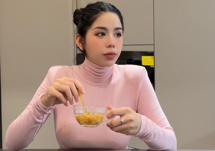 Hằng Du Mục có động thái đầu tiên khi ra tòa ly hôn, bố ruột tiết lộ thông tin gây bất ngờ