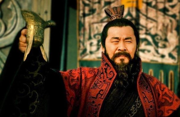 Tại sao Tào Tháo muốn làm Hoàng đế, được sự ủng hộ của văn võ bá quan nhưng lại không dám ra tay?