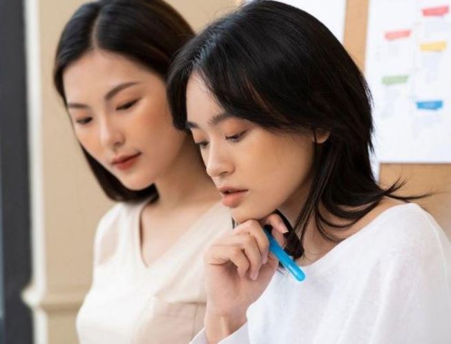 Th&#x1EA5;y ch&#x1ECB; h&#xE0;ng x&#xF3;m m&#x1ED7;i th&#xE1;ng chi h&#x1EBF;t 9 tri&#x1EC7;u, t&#xF4;i th&#x1EF1;c hi&#x1EC7;n ch&#x1EBF; &#x111;&#x1ED9; ti&#x1EBF;t ki&#x1EC7;m nh&#x1B0;ng b&#x1ECB; ch&#x1ED3;ng con c&#x1EF1; tuy&#x1EC7;t