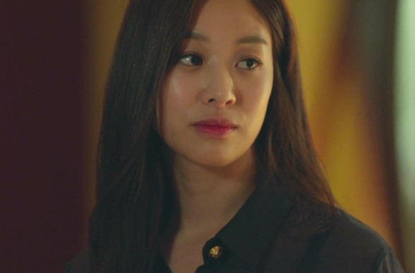 Chồng ra ngoài về mà đám tóc bạc sớm trên đầu biến mất sạch, vợ điều tra thì bàng hoàng phát hiện ra chiêu trò tinh vi