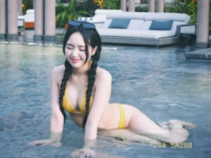 Hot girl Hà Thành ‘gieo thương nhớ’ cho cánh mày râu nhờ gương mặt xinh lung linh, body nóng bỏng