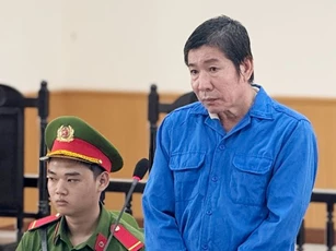 Cựu chấp hành viên lĩnh 8 năm tù vì tham ô tài sản