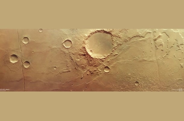 Phát hiện hồ nước ngoài hành tinh rộng hơn 1 triệu km2