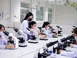 Trường Đại học Đông Á được tuyển sinh và đào tạo ngành Y khoa trình độ đại học