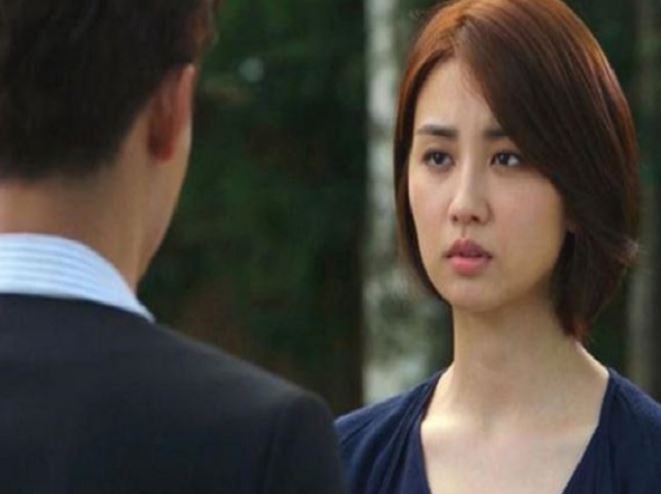 Ly hôn 7 tháng thì hay tin vợ cũ sinh con giống mình như đúc, tôi tìm đến nhận con thì nhận lại câu trả lời động trời khiến tôi sốc nặng