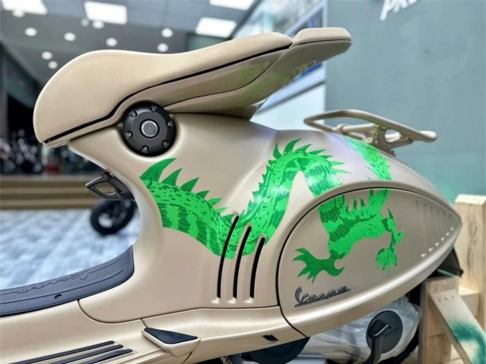 vespa-946-dragon-4