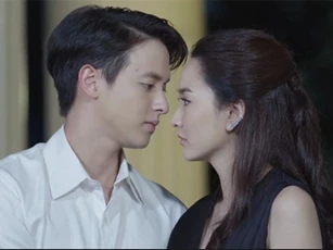 Sau 1 đêm bên nhau, bạn gái bỏ lại 1 tỷ bên gối rồi bỏ đi, 5 năm sau gặp lại tôi 'đứng người' khi nhìn thấy người đứng cạnh em