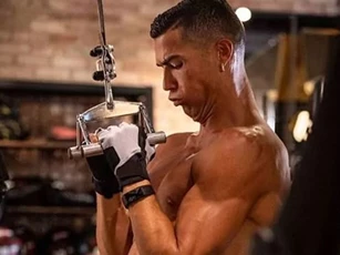 Ronaldo dùng thủ thuật để tăng bản lĩnh đàn ông