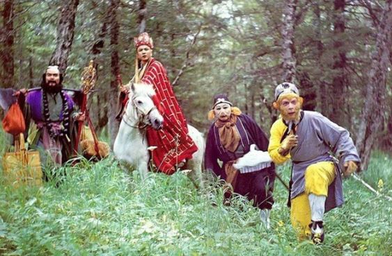 Bê bối lớn nhất Tây Du Ký 1986 khiến Dương Khiết thề không xem, 4 thầy trò Đường Tăng quỳ xin lỗi