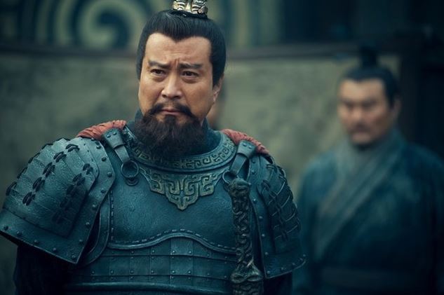 Là bằng hữu chí cốt thuở hàn vi, được nhận định thông minh hơn Tào Tháo, nhưng cũng là đối thủ duy nhất trên chiến trường khiến ông phải khóc thương?