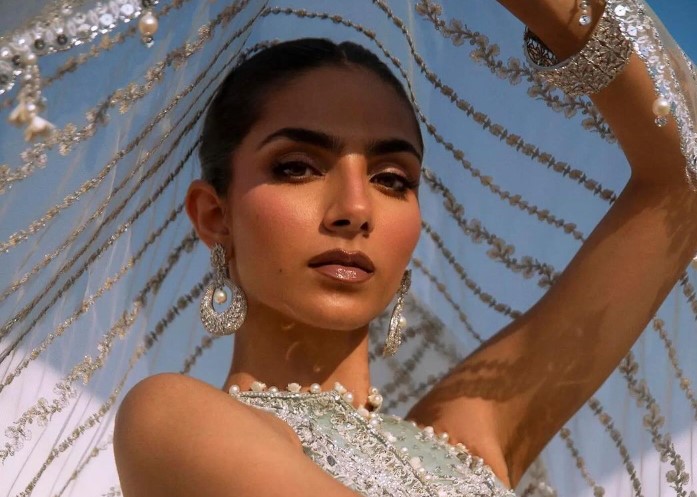 Nhan sắc xinh đẹp của nữ thạc sĩ đăng quang hoa hậu