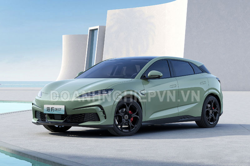 Hãng xe vừa vào Việt Nam hé lộ xe hatchback công suất 416 mã lực, thiết kế ấn tượng, nội thất sang chảnh, giá ‘hạt dẻ’