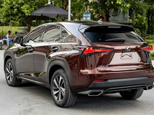 Ngỡ ngàng giá chào bán của Lexus NX 300 cũ sau 5 năm lăn bánh
