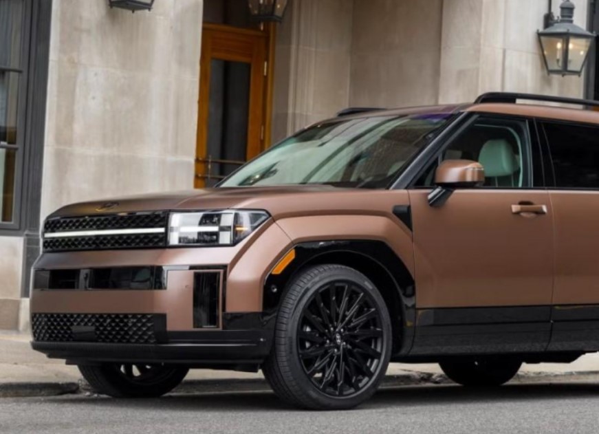 Lộ thông số Hyundai Santa Fe 2025 tại Việt Nam: Chỉ còn 3 phiên bản, khả năng loại bỏ động cơ dầu