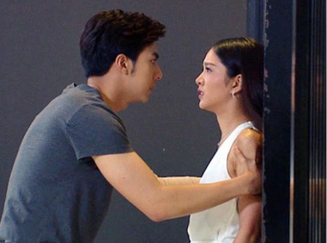 Lo sợ vô sinh nên tôi bàn với người yêu đợi khi nào có con rồi sẽ tổ chức đám cưới nhưng đến khi mang thai thật thì cô ấy lại khóc thảm thiết