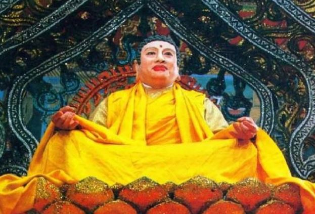 Tại sao trong Tây Du Ký các vị thần tiên đều có linh thú để cưỡi, chỉ riêng Phật Tổ Như Lai là không?