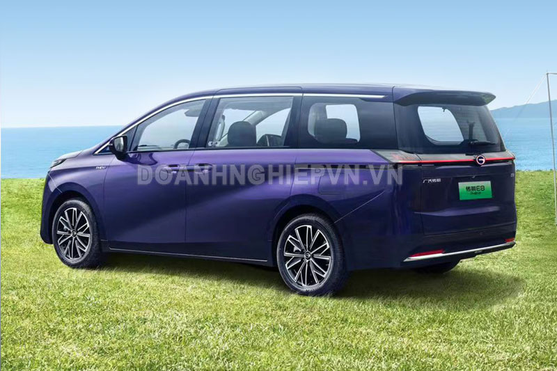 Xe MPV công suất 322 mã lực, tiết kiệm xăng đáng nể, giá rẻ bất ngờ