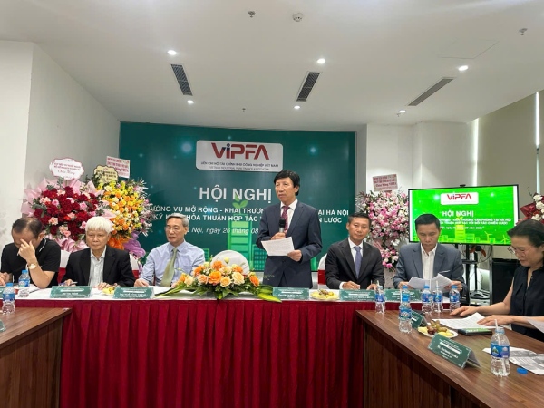 Liên chi hội Tài chính khu công nghiệp Việt Nam khai trương văn phòng Hà Nội 