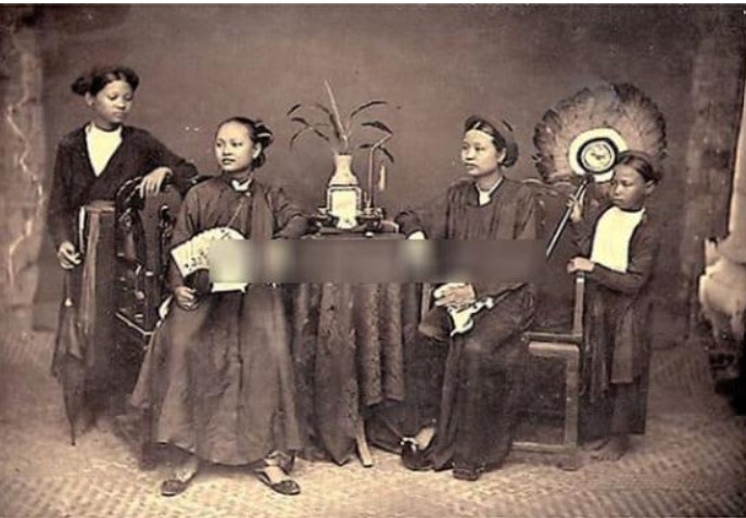 Tại sao từ "con sen" lại được dùng để gọi giúp việc?