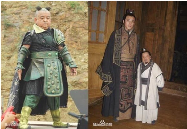 &#x27;Ng&#xF4;i sao l&#xF9;n s&#x1ED1; 1 Trung Qu&#x1ED1;c&#x27; ch&#x1EC9; cao 1m28 nh&#x1B0;ng anh l&#xE0; di&#x1EC5;n vi&#xEA;n h&#x1EA1;ng nh&#x1EA5;t qu&#x1ED1;c gia v&#xE0; c&#x1B0;&#x1EDB;i &#x111;&#x1B0;&#x1EE3;c 4 ng&#x1B0;&#x1EDD;i v&#x1EE3; xinh &#x111;&#x1EB9;p