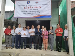 Vì một xã hội an toàn trước thiên tai - Bài 1: 'Phao cứu sinh' của người dân ven biển